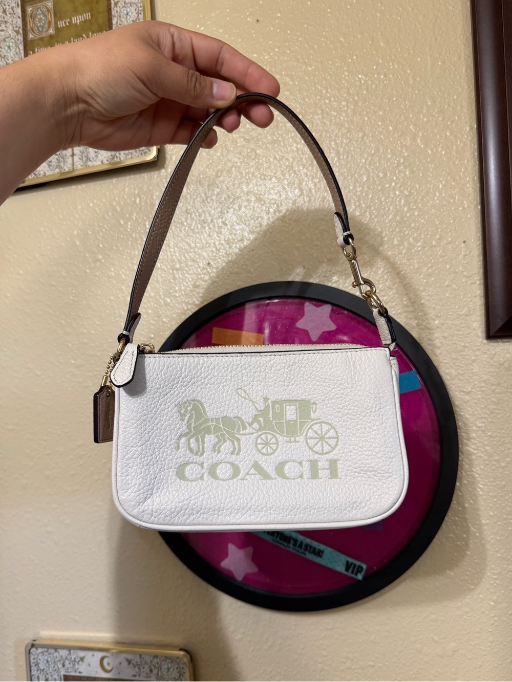 Coach Nolita 19